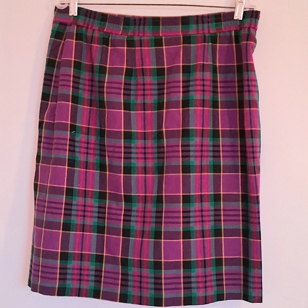 Chaus A-Line Plaid Skirt in Purple and Green - Picture 2 of 4